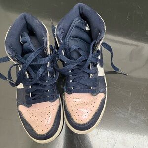 Girls nike air jordan 1 high top bubblegum- Navy and shimmery pink